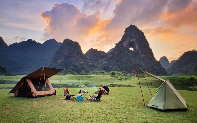 Núi Mắt Thần giữa non nước Cao Bằng